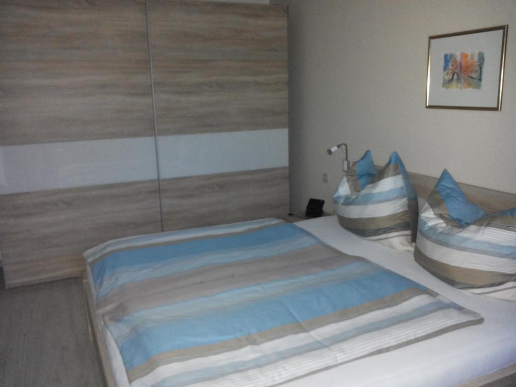 אננהיים Gaestehaus Tarmann חדר תמונה