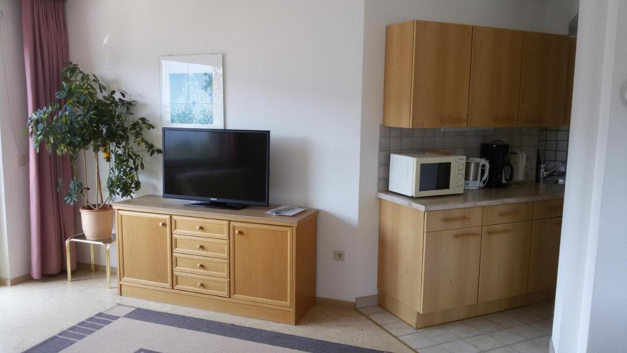 אננהיים Gaestehaus Tarmann מראה חיצוני תמונה